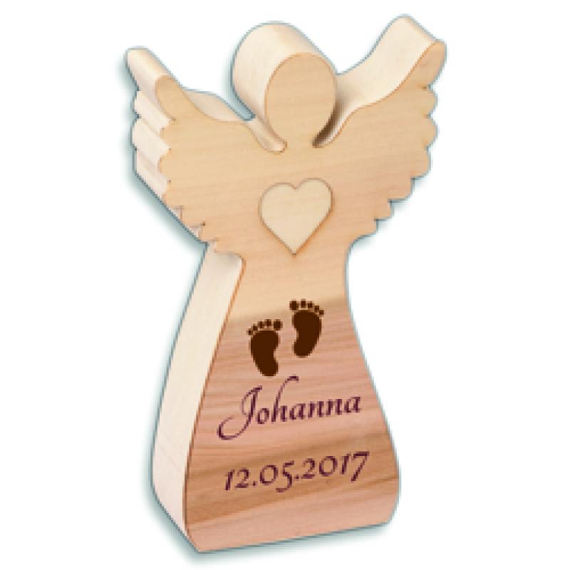 Engel aus Holz mit Herz