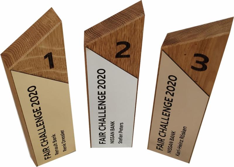 Eichentrophäe schräg